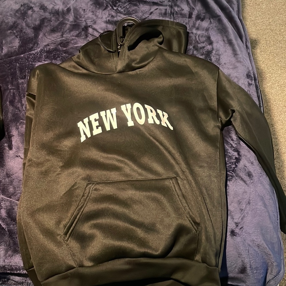 New York Hoodie Small